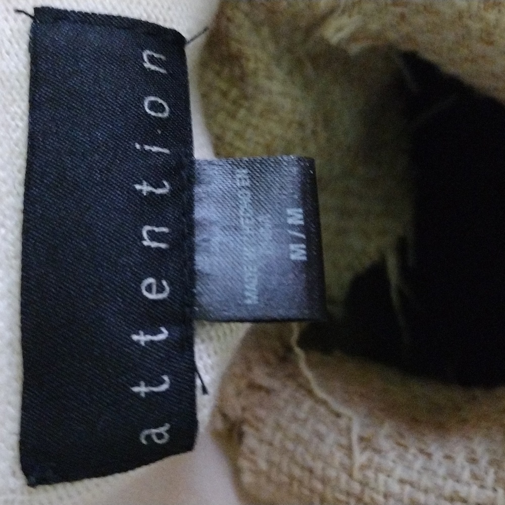Sweater - Picture 3 of 3